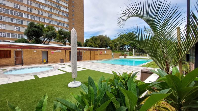 1 Bedroom Property for Sale in Loevenstein Western Cape